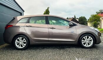 Hyundai i30 1.6 CRDi BlueDrive Comfort full