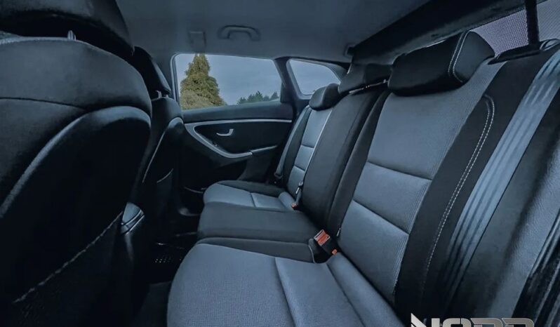 Hyundai i30 1.6 CRDi BlueDrive Comfort full