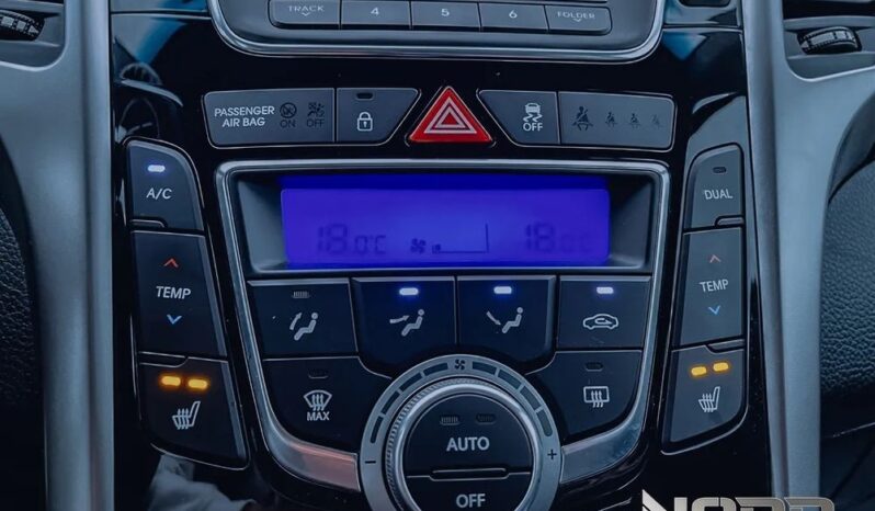 Hyundai i30 1.6 CRDi BlueDrive Comfort full