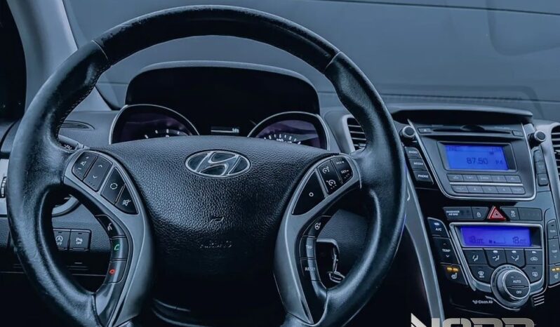 Hyundai i30 1.6 CRDi BlueDrive Comfort full