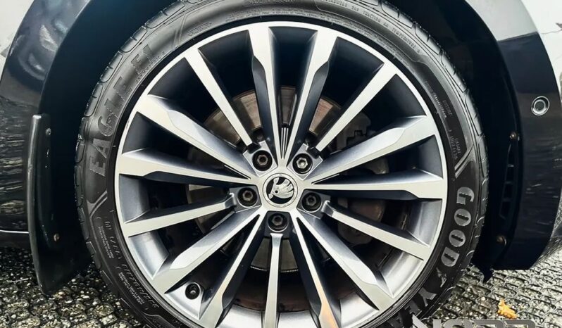 Skoda Superb 2.0 TSI 4×4 DSG L&K full