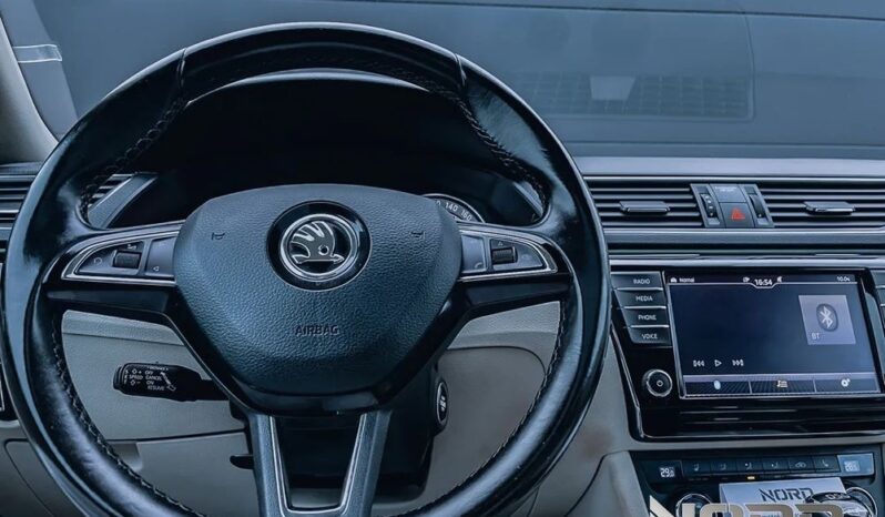Skoda Superb 2.0 TSI 4×4 DSG L&K full