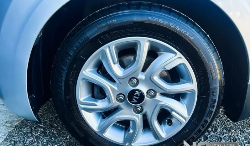 Kia Picanto 1.0 L full