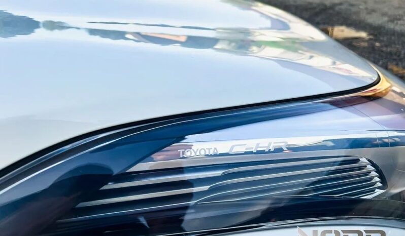 Toyota C-HR 1.8 Hybrid Premium full