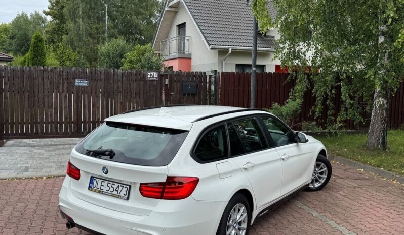 BMW Seria 3 320d Touring Sport Line full