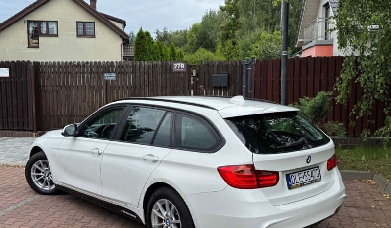 BMW Seria 3 320d Touring Sport Line full