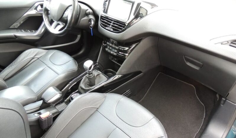 Peugeot 2008 1.2 PureTech Allure Pack S&S full