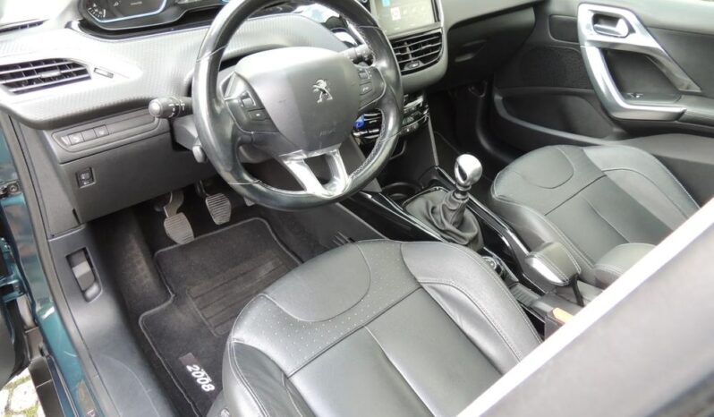 Peugeot 2008 1.2 PureTech Allure Pack S&S full