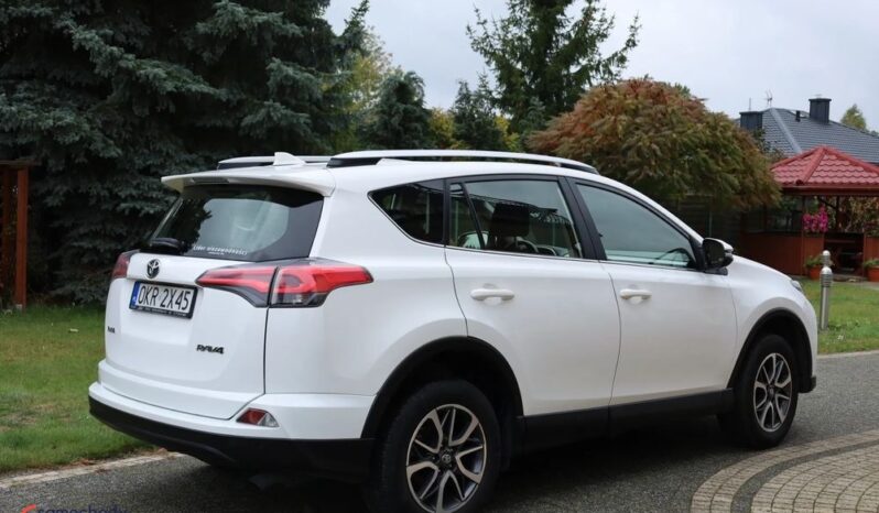 Toyota RAV4 full