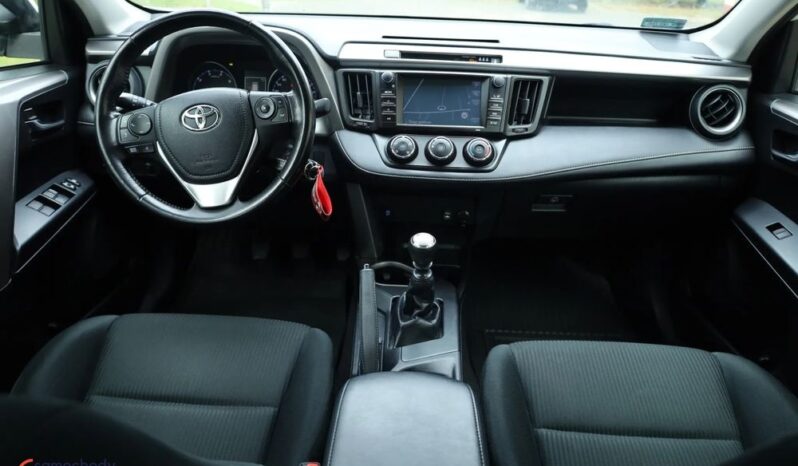Toyota RAV4 full