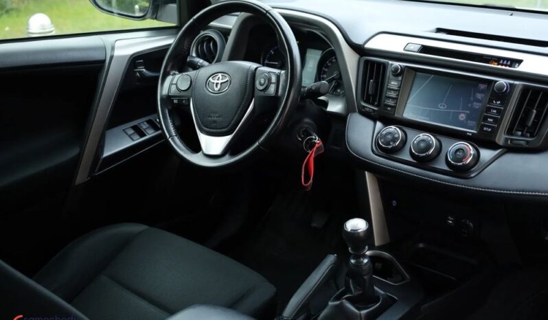Toyota RAV4 full
