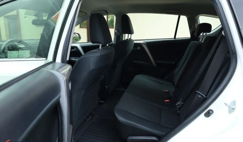 Toyota RAV4 full