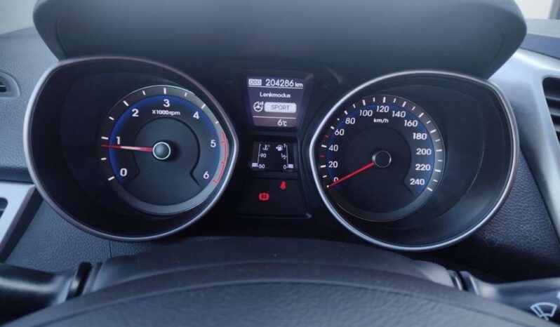 Hyundai i30 full