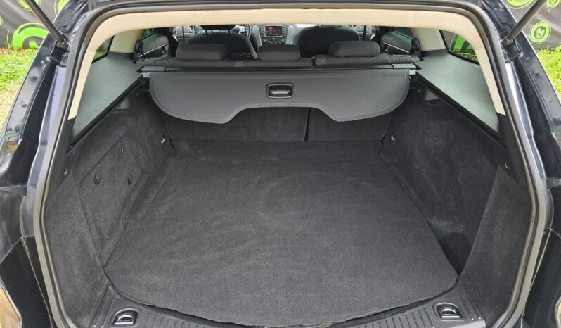 Ford Mondeo full