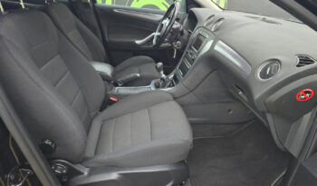 Ford Mondeo full