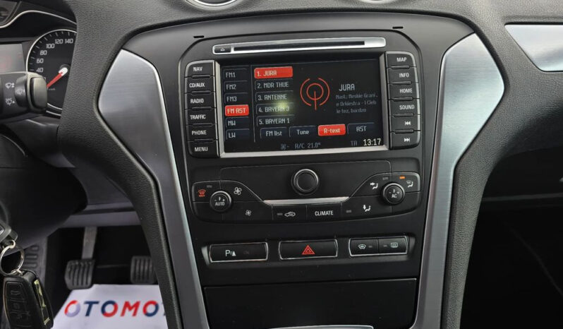 Ford Mondeo full