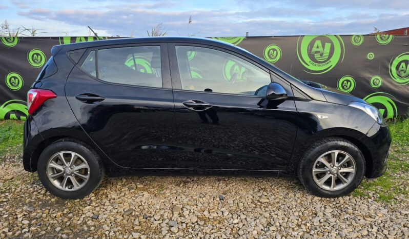 Hyundai i10 full
