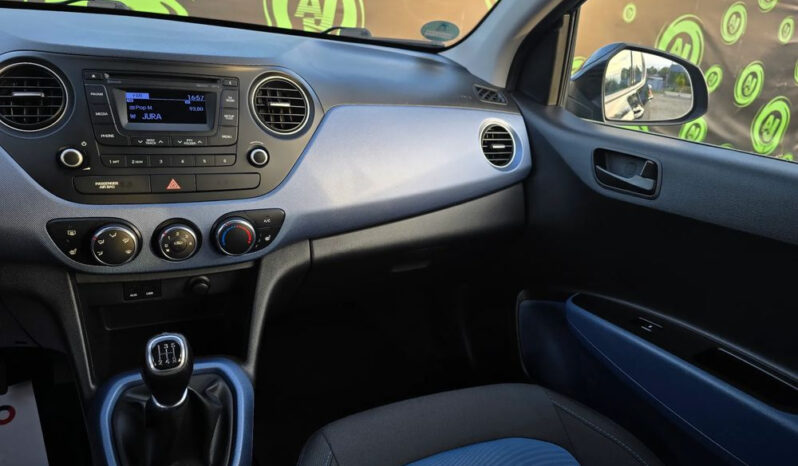 Hyundai i10 full
