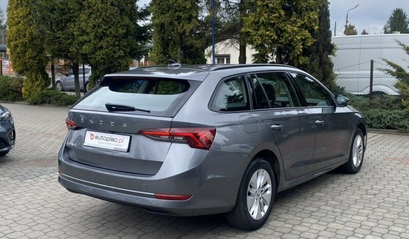 Skoda Octavia full