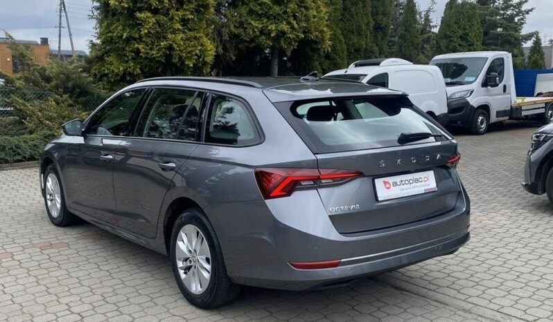 Skoda Octavia full