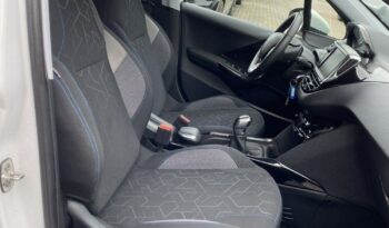Peugeot 2008 1.5 BlueHDi Signature full