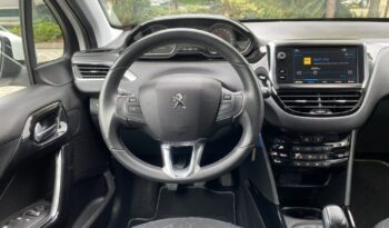 Peugeot 2008 1.5 BlueHDi Signature full
