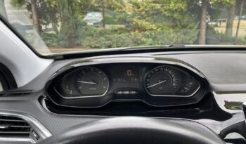 Peugeot 2008 1.5 BlueHDi Signature full