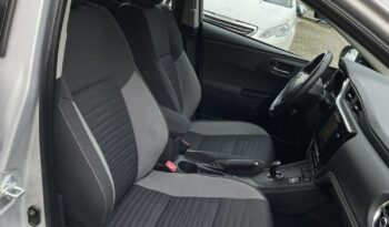 Toyota Auris full