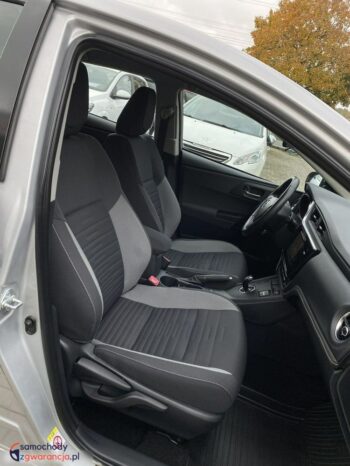 Toyota Auris full