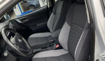 Toyota Auris full