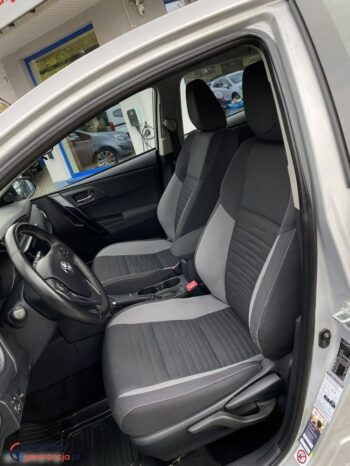 Toyota Auris full
