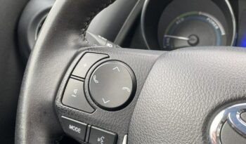 Toyota Auris full