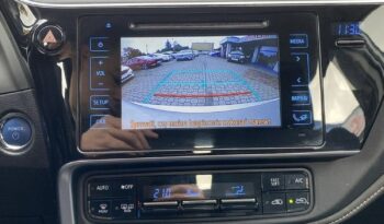 Toyota Auris full