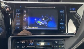 Toyota Auris full