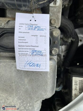 Toyota Auris full