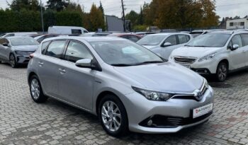 Toyota Auris full