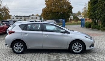 Toyota Auris full