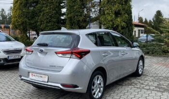 Toyota Auris full