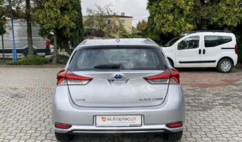 Toyota Auris full