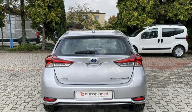 Toyota Auris full