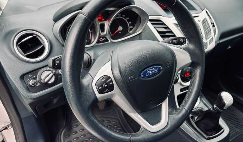 Ford Fiesta; Top Stan; Z Niemiec; Zarejestrowany; FV Marża; Gwarancja 1 rok w cenie!!! full