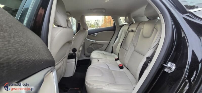 Volvo V40 D2 Drive-E Ocean Race full