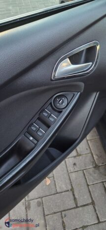 Ford Focus 1.6 TDCi DPF Start-Stopp-System Champions Edition full