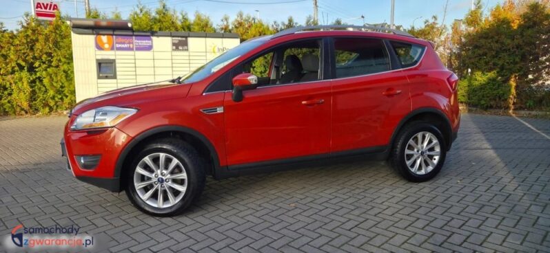 Ford Kuga 2.0 TDCi 2×4 Champions Edition full