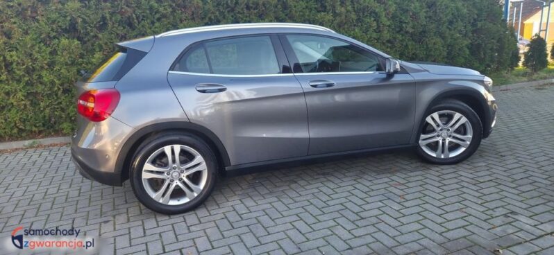 Mercedes-Benz GLA 250 7G-DCT StreetStyle full
