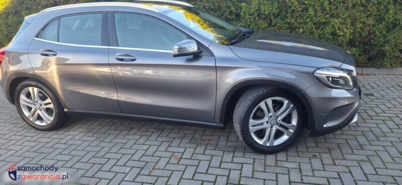 Mercedes-Benz GLA 250 7G-DCT StreetStyle full