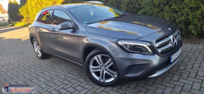 Mercedes-Benz GLA 250 7G-DCT StreetStyle full