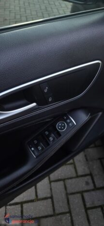 Mercedes-Benz GLA 250 7G-DCT StreetStyle full