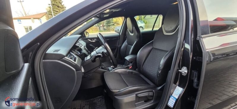 Skoda Octavia Combi 2.0 TDI DSG RS full