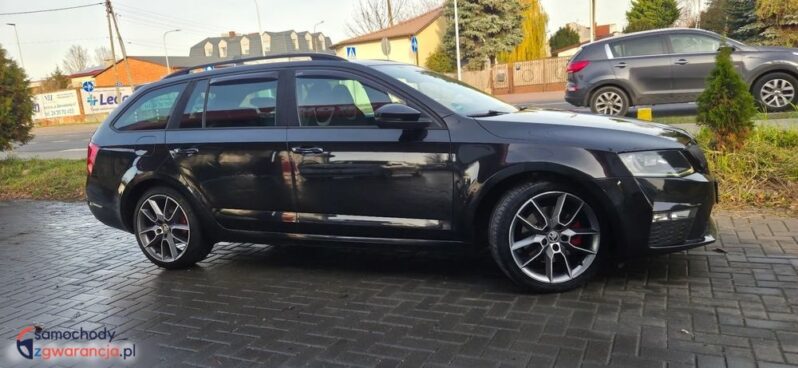 Skoda Octavia Combi 2.0 TDI DSG RS full
